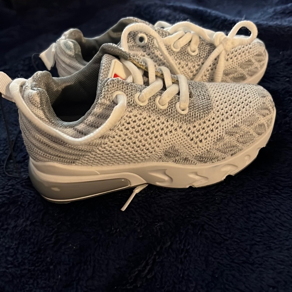 Size 8 toddler